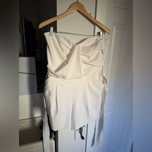 White strapless romper with pockets XL Great Jones